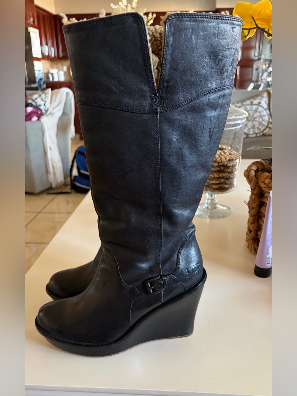 UGG Australia sidonie Black Leather Wedge tall  Boots